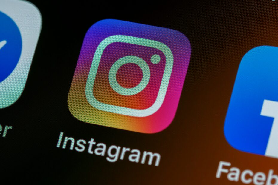 Instagram_Logo